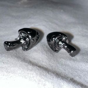 hot topic mushroom earrings